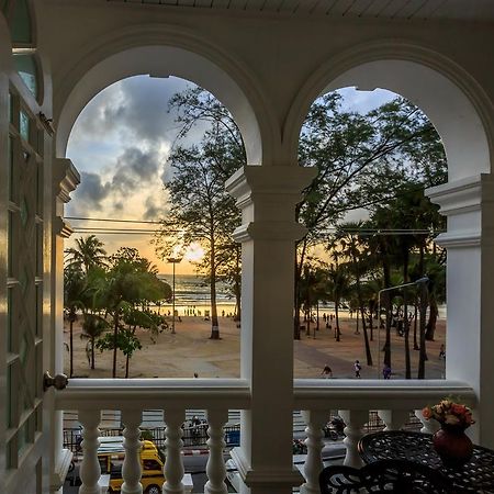 Patong Marina Hotel By Lofty Buitenkant foto
