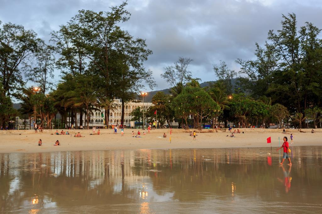 Patong Marina Hotel By Lofty Buitenkant foto
