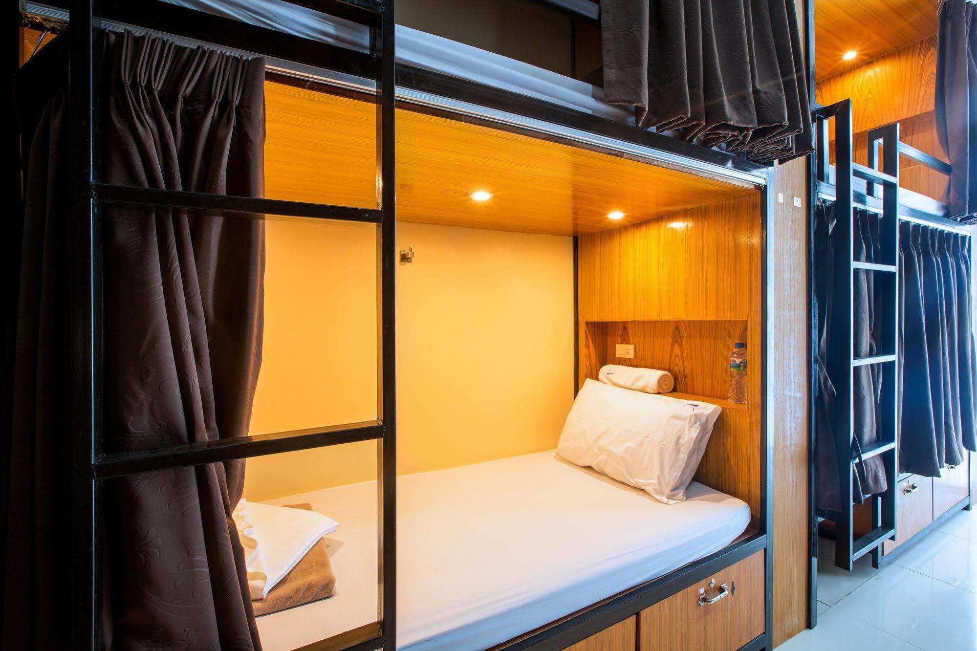 Patong Marina Hotel By Lofty Buitenkant foto
