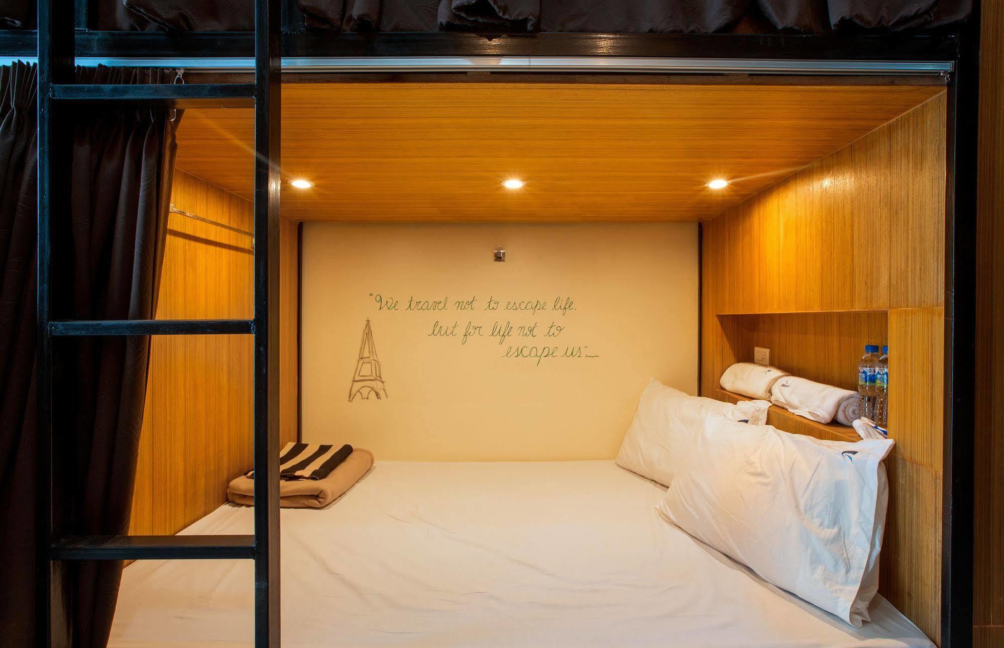 Patong Marina Hotel By Lofty Buitenkant foto