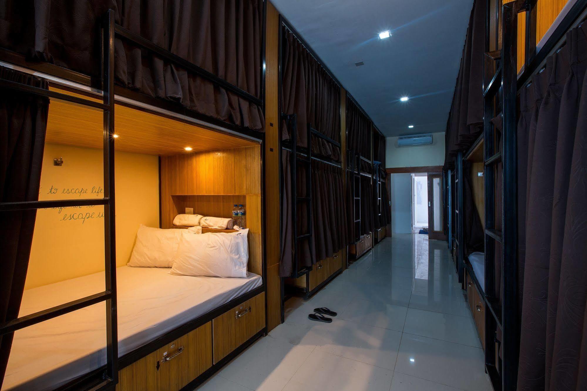 Patong Marina Hotel By Lofty Buitenkant foto
